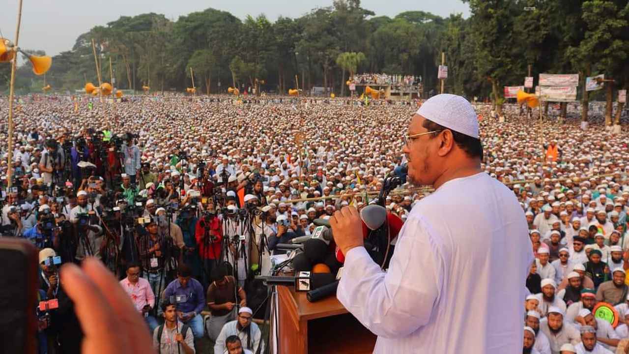 সরকারের পদত্যাগে ৭ দিনের আল্টিমেটাম চরমোনাই পীরের